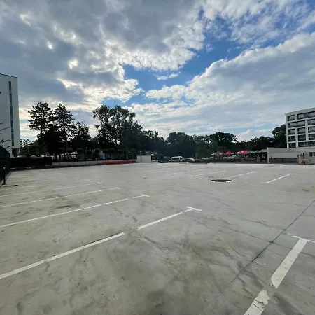 Agora