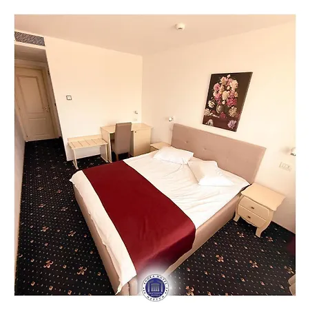 Hotel Agora 3*