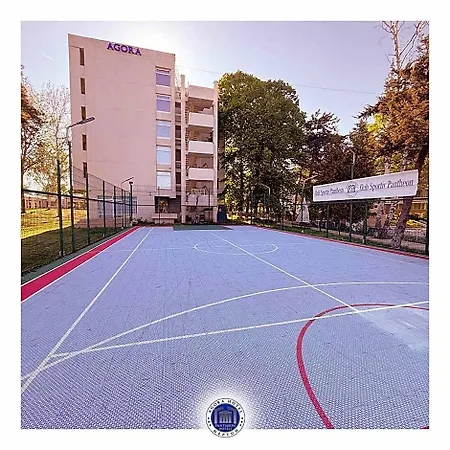 מלון Agora 3*
